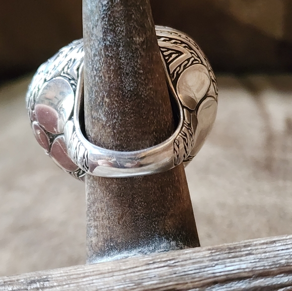 John Hardy Sterling Silver Kali Tamen Zen Cushion Ring - Picture 5 of 10